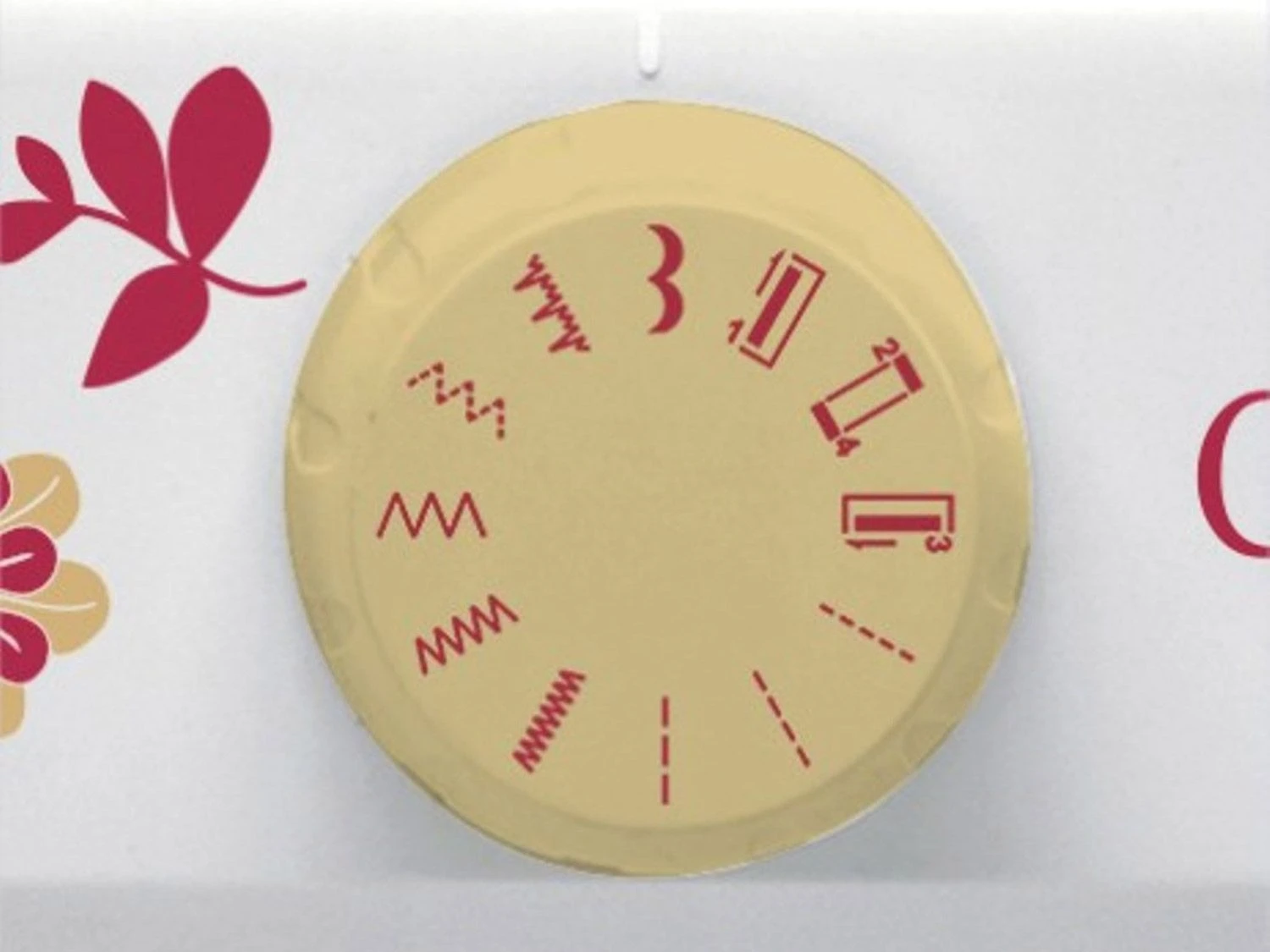 Carina Mechanische Nähmaschine »Junior«, Einsteigermodell, 6 Stichprogramme, Mit Hülle 5 Carina Mechanische Nähmaschine »Junior«, Einsteigermodell, 6 Stichprogramme, Mit Hülle – Bild 5