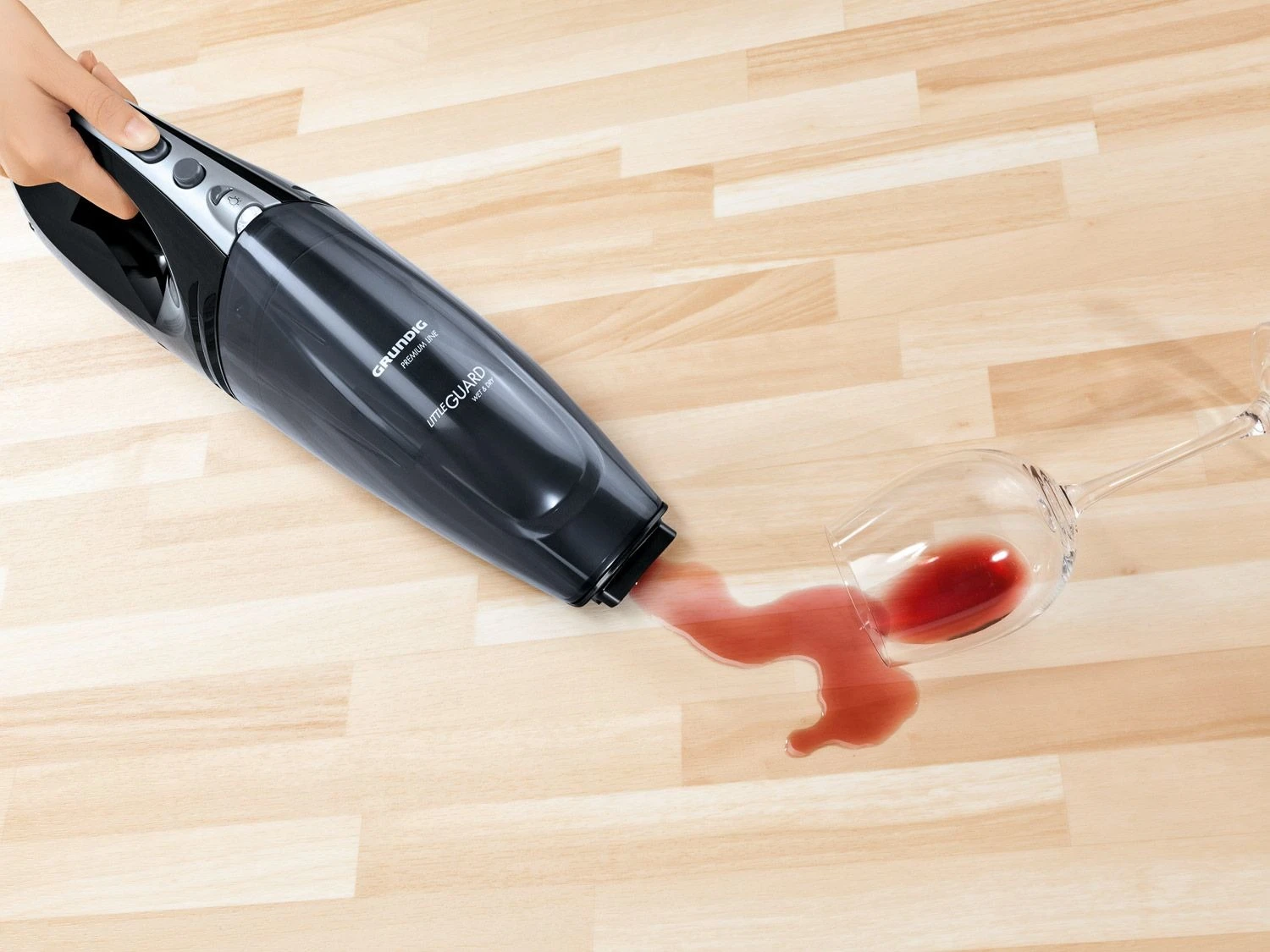 GRUNDIG Nass-Trockensauger »VCH 6130«, Inklusive Fugendüse Und Bürstenaufsätzen, Kabellos 6 GRUNDIG Nass-Trockensauger »VCH 6130«, Inklusive Fugendüse Und Bürstenaufsätzen, Kabellos – Bild 6