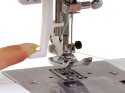 Carina Computer Nähmaschine »Saphira«, 100 Nähprogramme, 7 Knopflöcher, Mit Anschiebetisch 8 Carina Computer Nähmaschine »Saphira«, 100 Nähprogramme, 7 Knopflöcher, Mit Anschiebetisch -Kuchenwelt Verkauf f82f3327b47ec740b1902f23cee7e48e