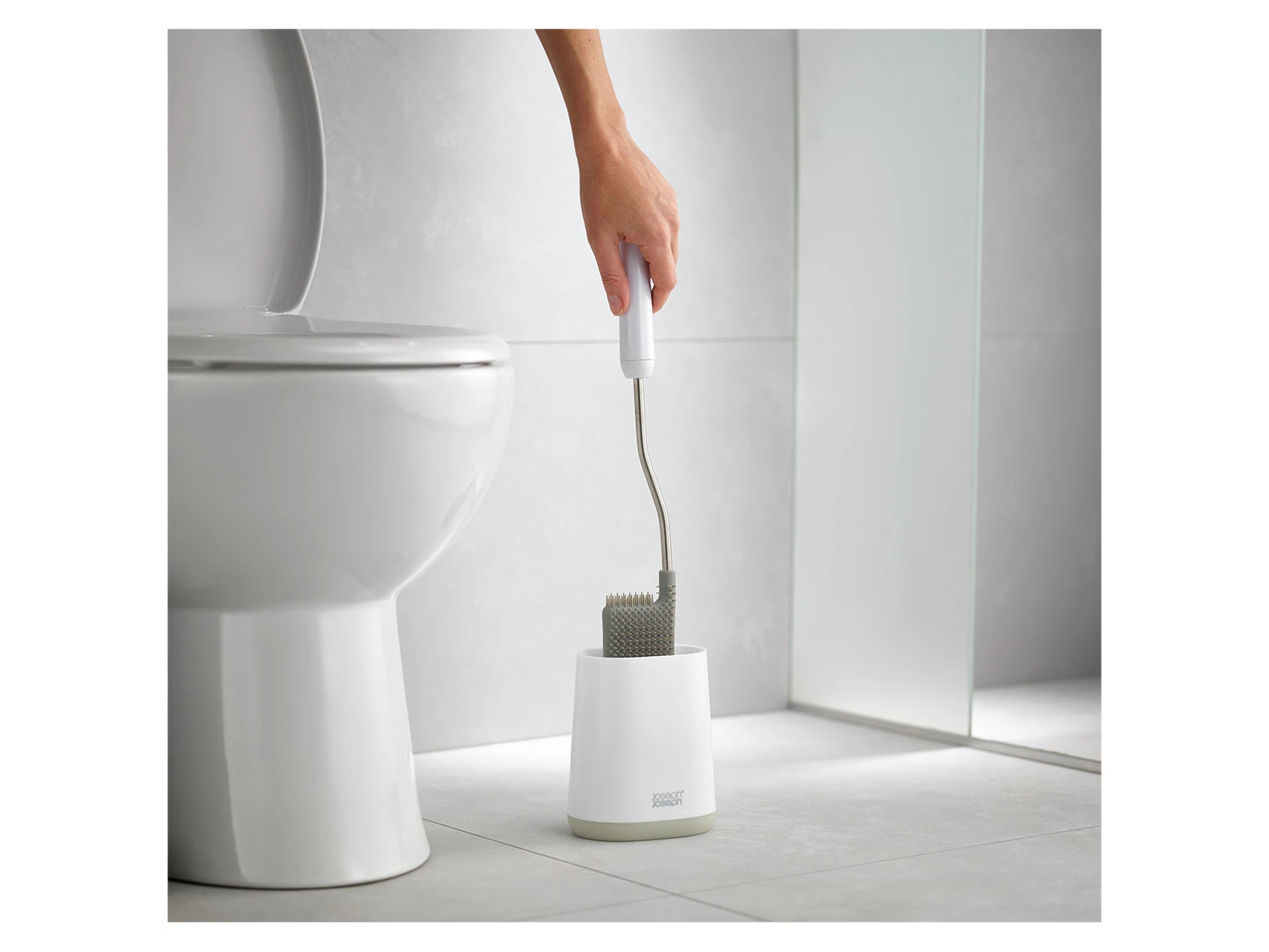 Joseph Joseph Duo Flex™ Lite Toilettenbürste - Grau 4 Joseph Joseph Duo Flex™ Lite Toilettenbürste - Grau – Bild 4