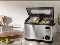 SILVERCREST® KITCHEN TOOLS Fritteuse »EDS SEF3 2000 C4«, Mit 3 Körben 15 SILVERCREST® KITCHEN TOOLS Fritteuse »EDS SEF3 2000 C4«, Mit 3 Körben -Kuchenwelt Verkauf gcp887e52da62bb49e58c0a5e6549a5ca36