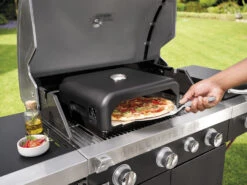 GRILLMEISTER Pizzaofen-Grillaufsatz, Mit Herausnehmbarem Pizzastein 11 GRILLMEISTER Pizzaofen-Grillaufsatz, Mit Herausnehmbarem Pizzastein -Kuchenwelt Verkauf gcpdd7ba4bbc10f4d609363484d86f8a18d