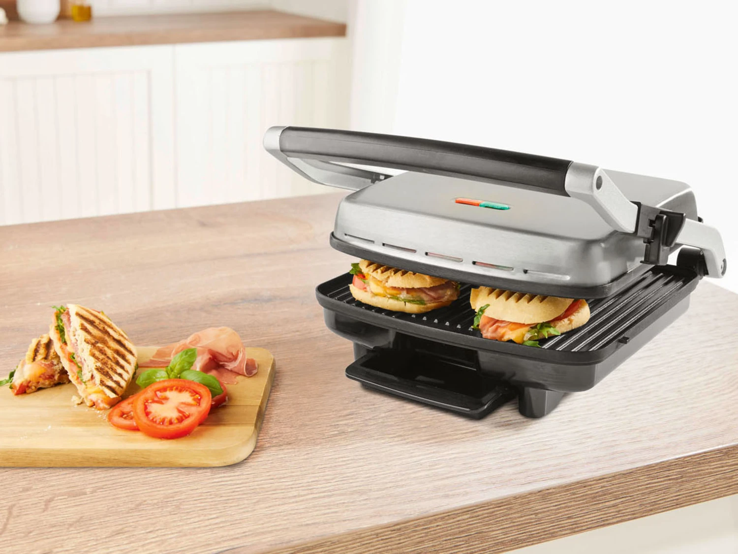 SILVERCREST® KITCHEN TOOLS Panini Maker »SPM 2000 D2«, 1850–2200 W 2 SILVERCREST® KITCHEN TOOLS Panini Maker »SPM 2000 D2«, 1850–2200 W – Bild 2